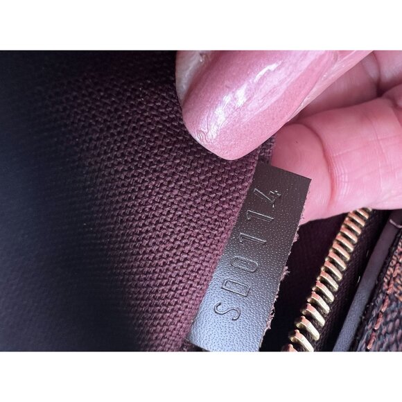 Louis Vuitton Damier Ebene Canvas Crossbody Bag With Gold Hardware & Adjustable - Picture 11 of 11